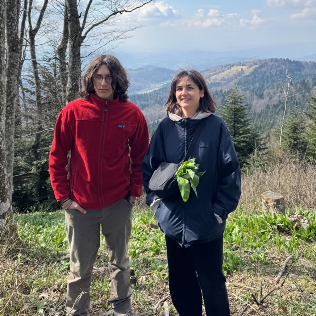 ese članek naslovna